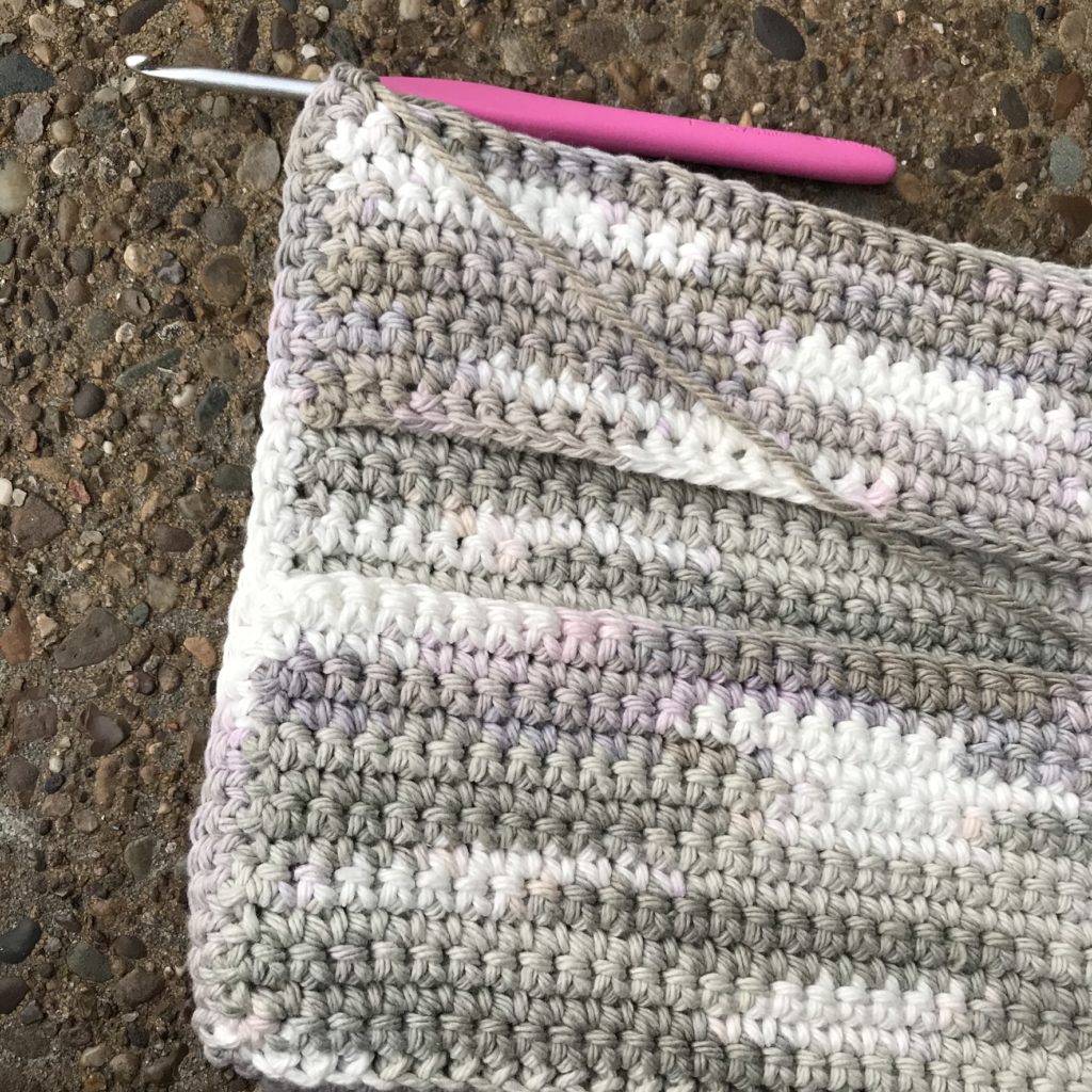 How to Crochet a Crochet Hook Case 