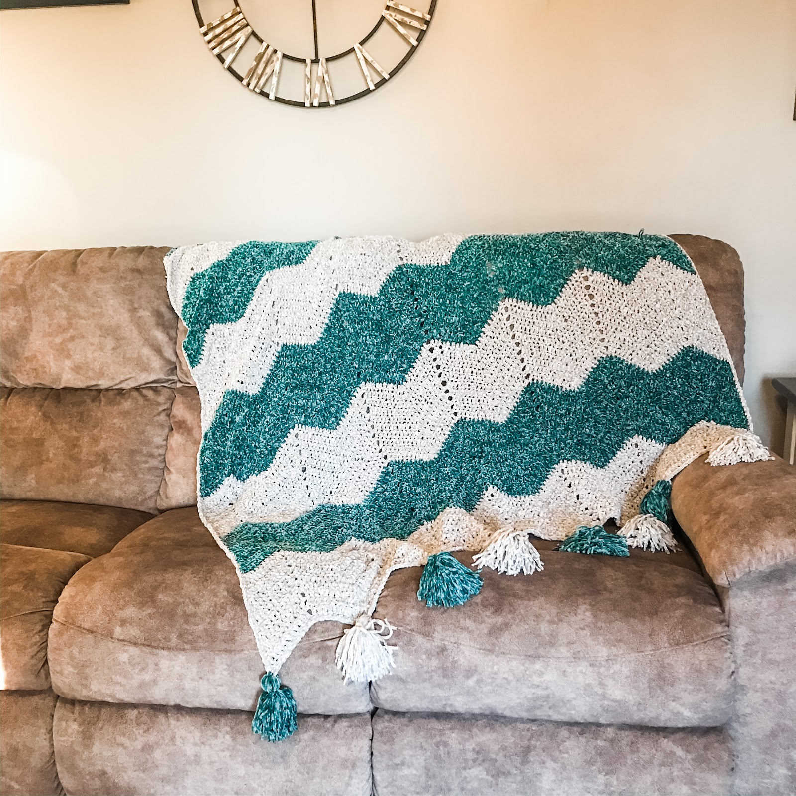 Velvet blanket crochet discount pattern