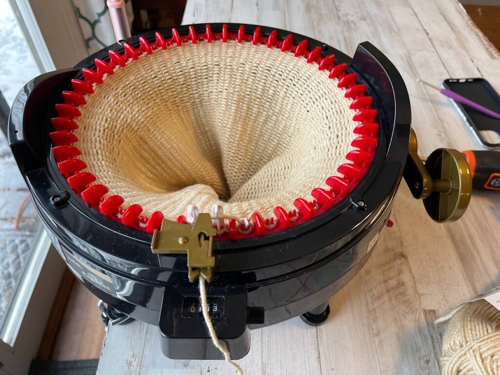 Braided Scarf on a Circular Knitting Machine, Addi 22